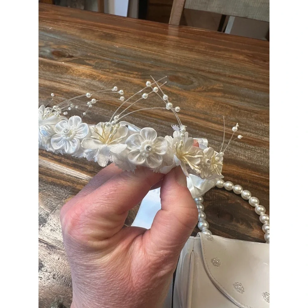 VTG. White Flower Crown Communion Accessory Set Floral Headpiece‎ & Pearl Purse